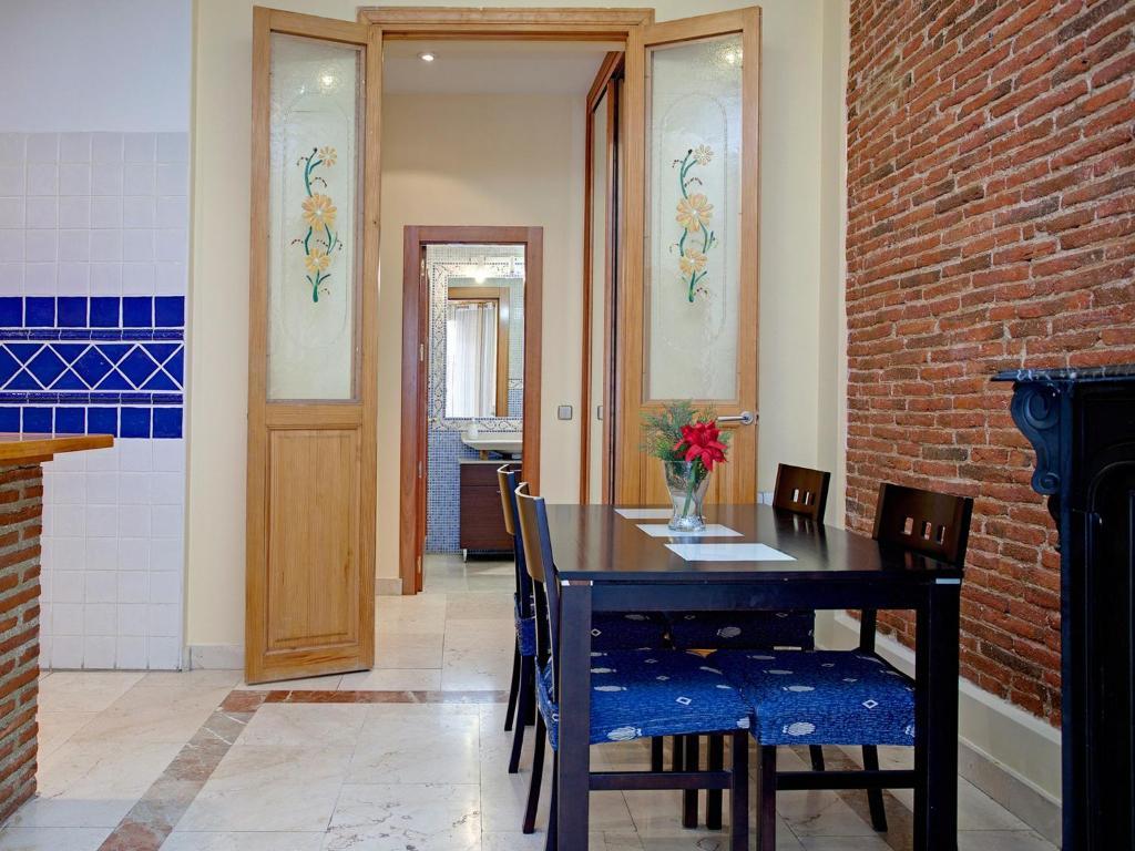 Santa Ana Apartamento Madrid Room photo