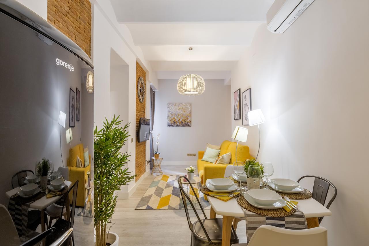 Santa Ana Apartamento Madrid Exterior photo