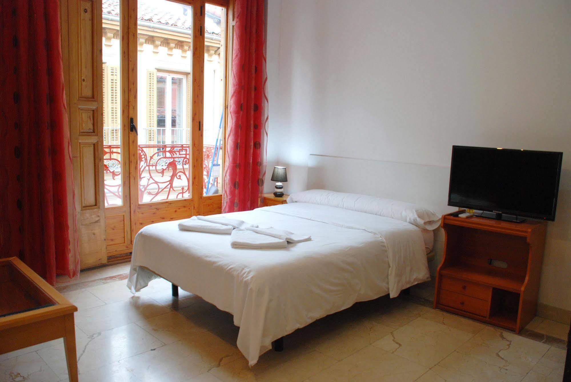 Santa Ana Apartamento Madrid Exterior photo