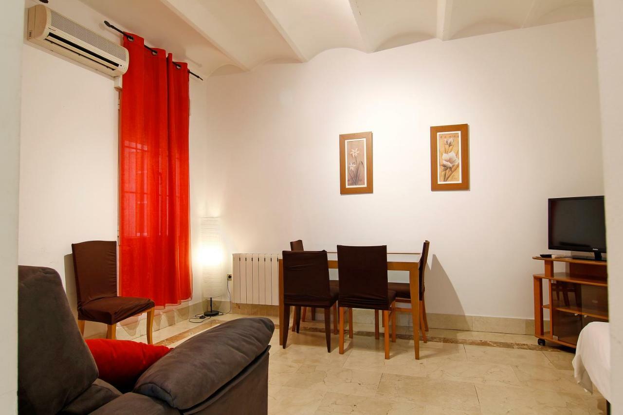 Santa Ana Apartamento Madrid Exterior photo